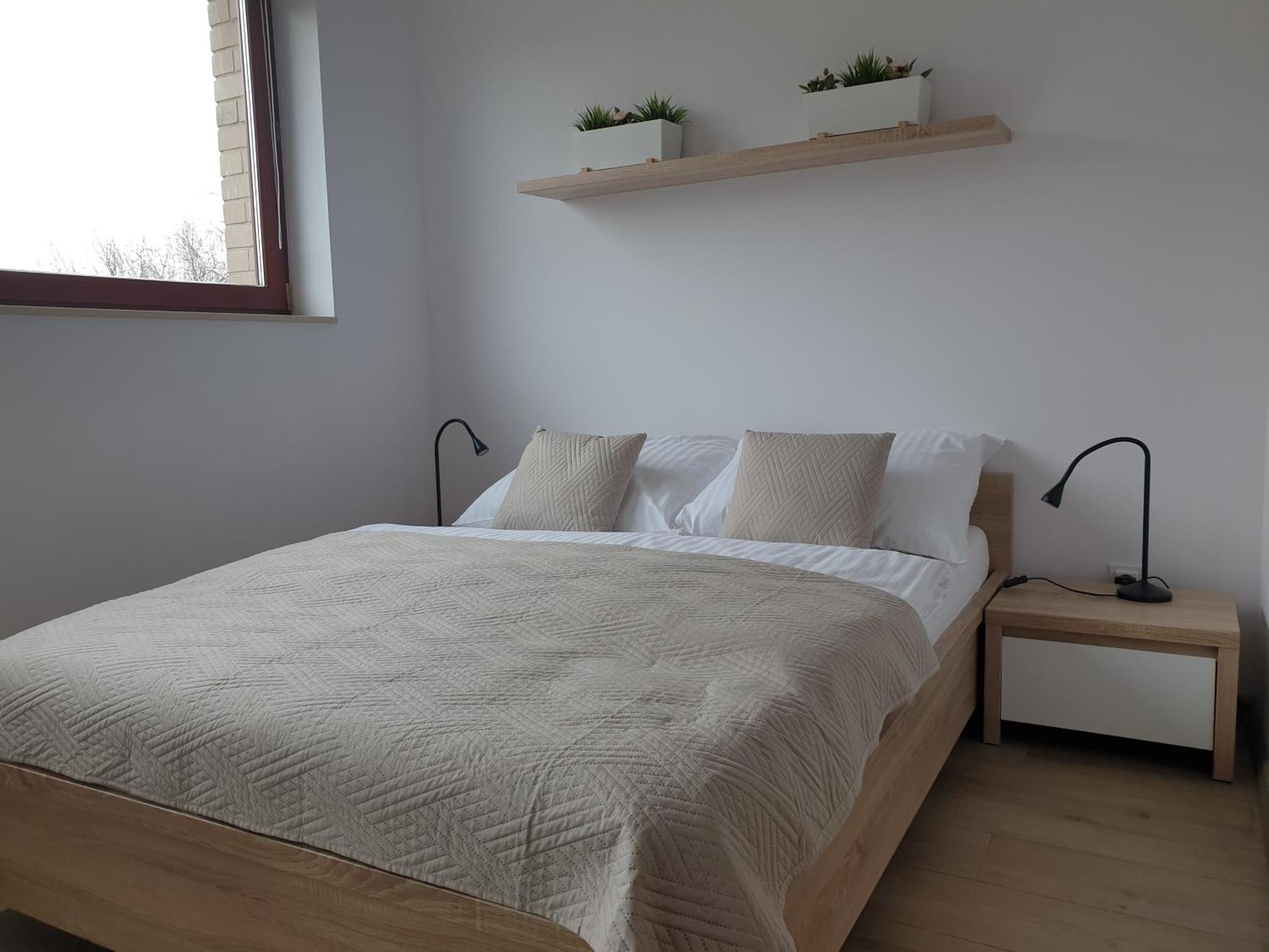 Near The Airport- Apartments Krasków Εξωτερικό φωτογραφία