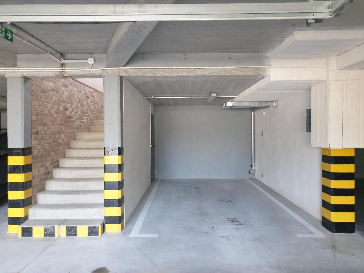 Near The Airport- Apartments Krasków Εξωτερικό φωτογραφία